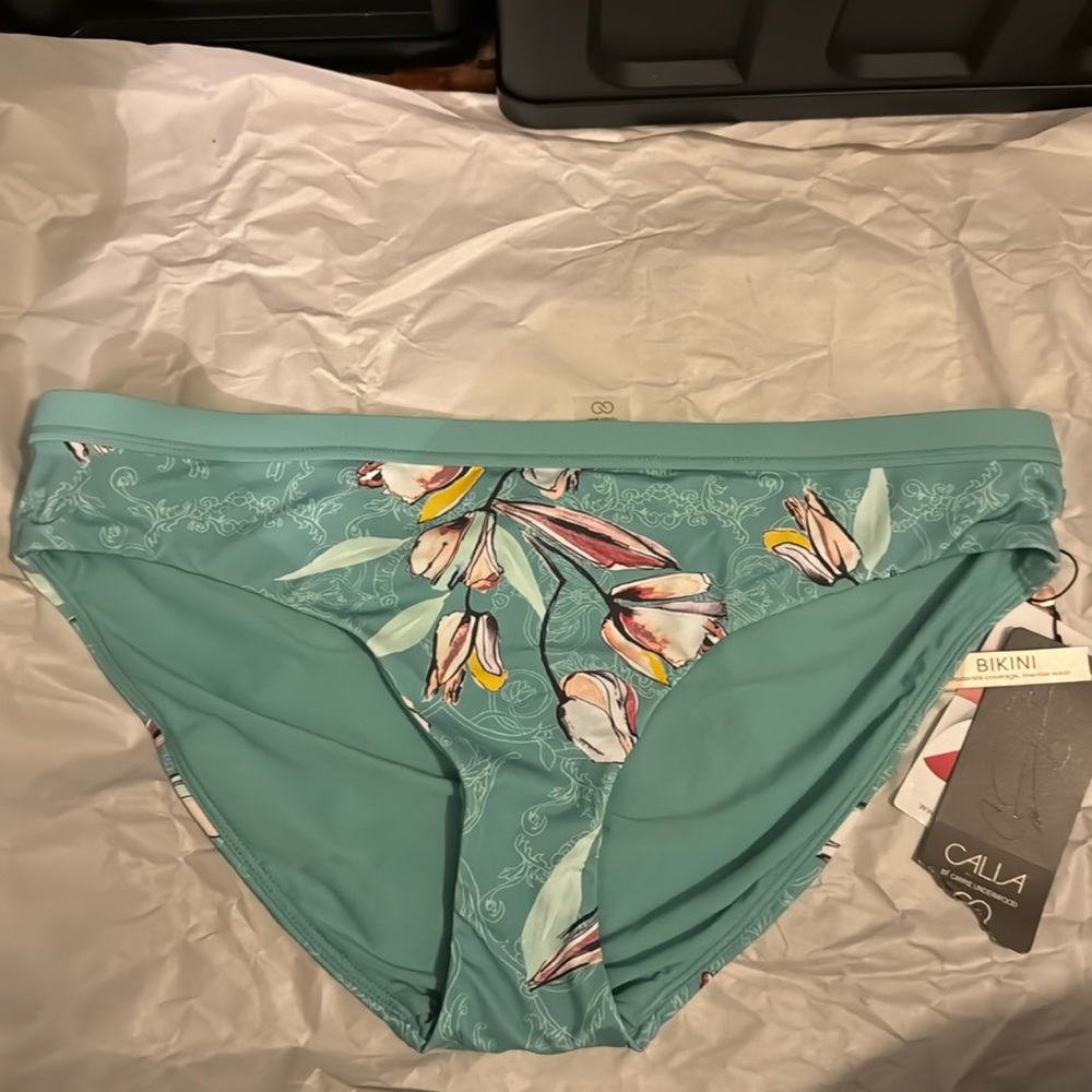 Calia bikini bottom size M